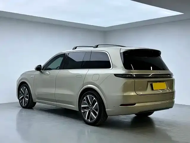 Li Auto L9 — Фото автомобиля 4