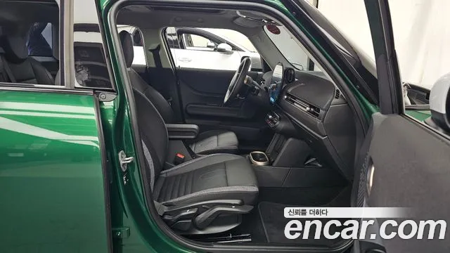 MINI Cooper 4th Gen — Фото автомобиля 11