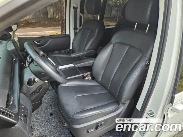 Hyundai Staria — Фото автомобиля 10