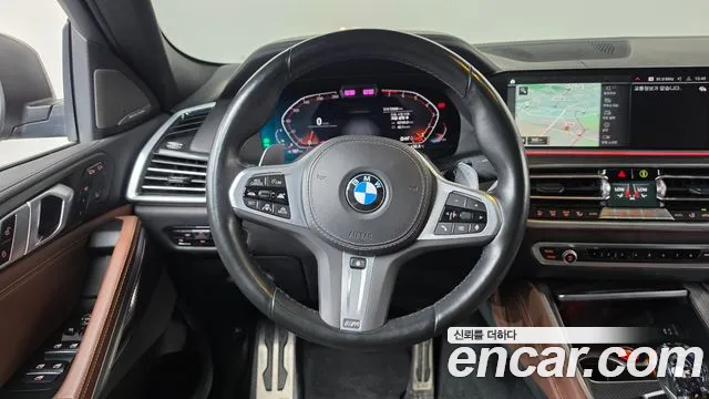 BMW X6 xDrive40i M Sport — Фото автомобиля 13