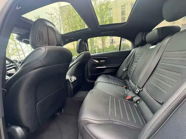 Mercedes-Benz C-Class — Фото автомобиля 5