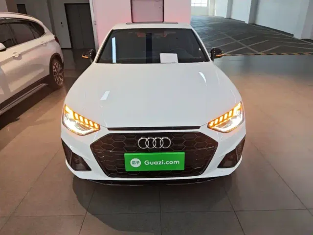 Audi A4L — Фото автомобиля 2