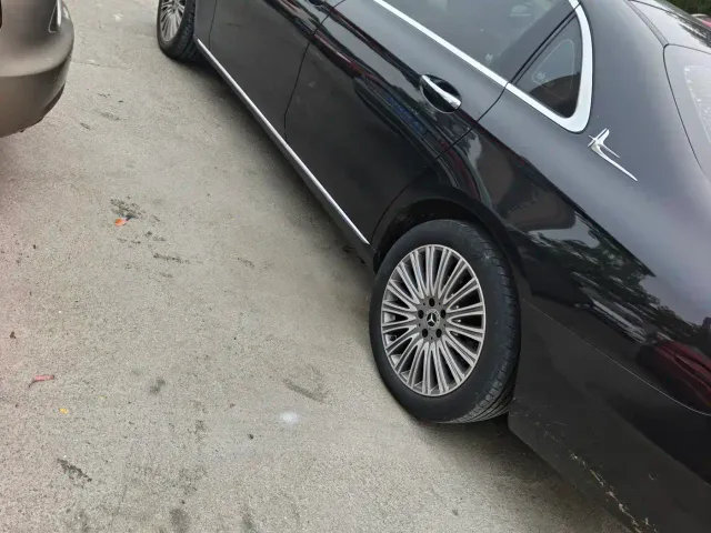 Mercedes-Benz E-Class — Фото автомобиля 6