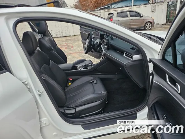 Kia K5 K5 3 поколение 2.0 LPI(Для проката) — Фото автомобиля 9