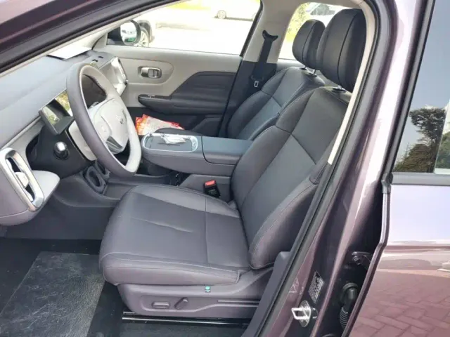 Leapmotor B10 — Фото автомобиля 14