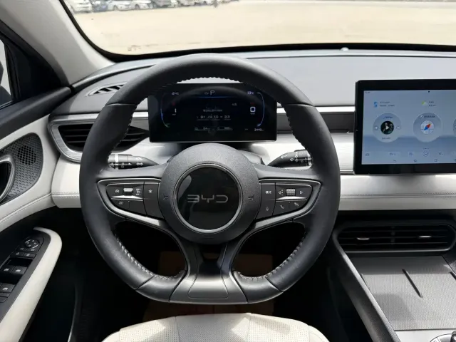 BYD Seal 05 DM-i — Фото автомобиля 15