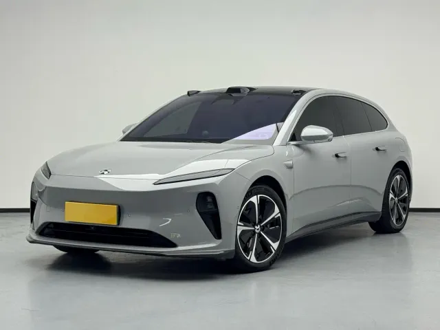 Фотография автомобиля — Nio ET5 Touring