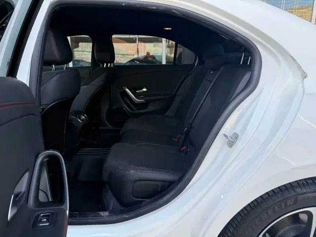 Mercedes-Benz A-Class — Фото автомобиля 8