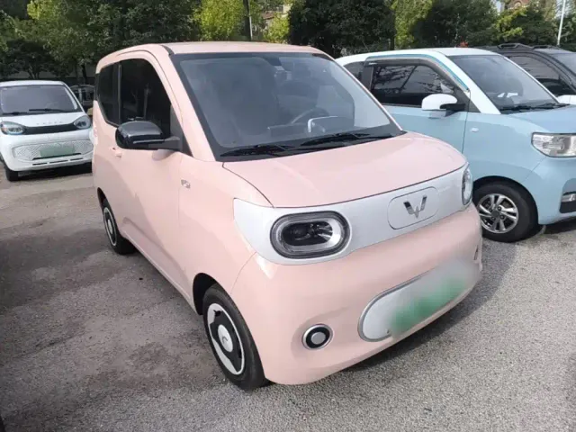 Wuling Hongguang Mini EV — Фото автомобиля 21
