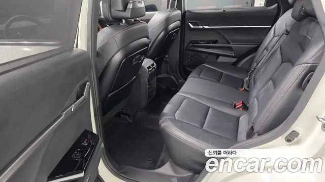 KG_Mobility_Ssangyong Torres — Фото автомобиля 11