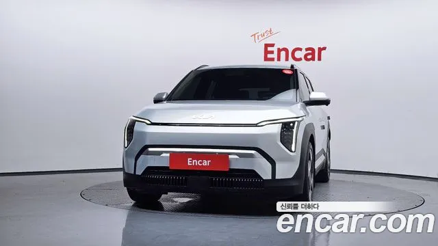 Kia EV3 — Фото автомобиля 3