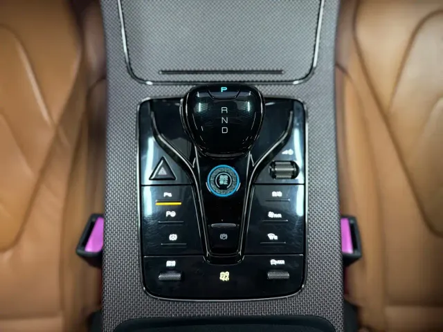 BYD Han 2022 EV Genesis Edition 610KM AWD Premium — Фото автомобиля 13