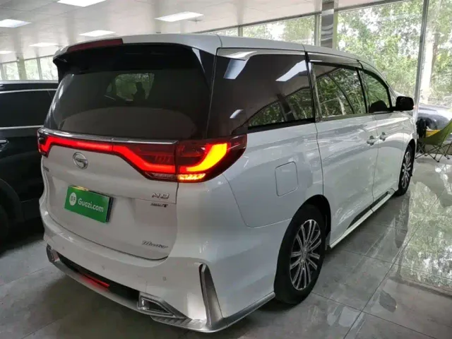 GAC Trumpchi M8 — Фото автомобиля 6