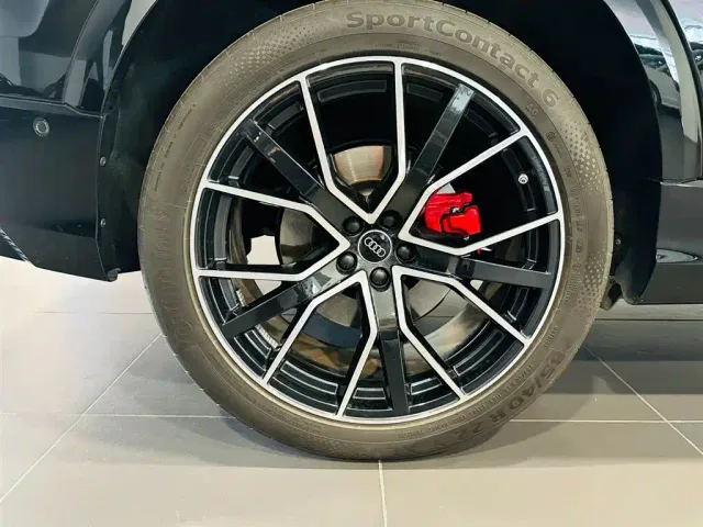 Audi Q8 — Фото автомобиля 17