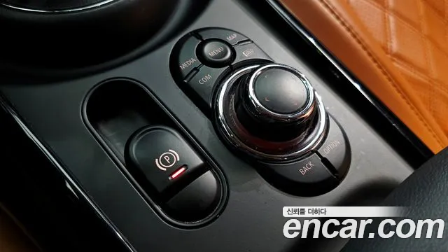 Mini Clubman — Фото автомобиля 9
