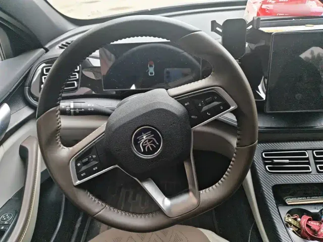 BYD Qin PLUS — Фото автомобиля 6