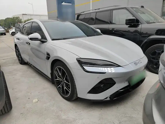 BYD Seal — Фото автомобиля 21