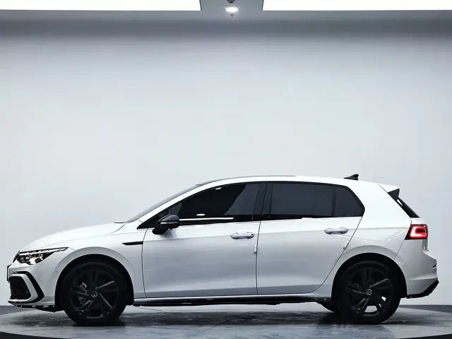 Volkswagen Golf — Фото автомобиля 5