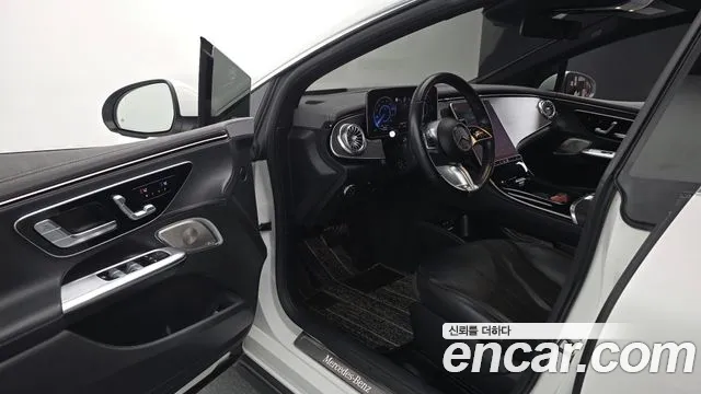 Mercedes-Benz EQE V295 — Фото автомобиля 15