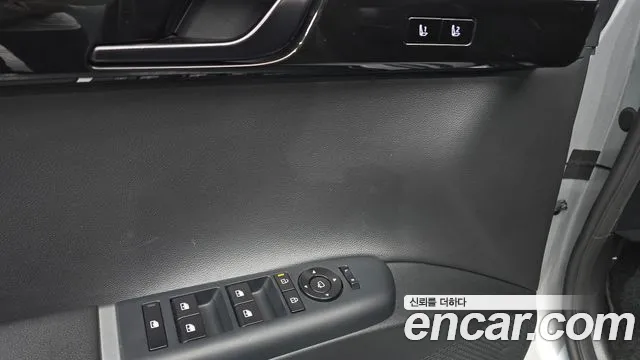 Hyundai Grandeur GN7 — Фото автомобиля 29