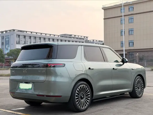 IM Motors LS8 — Фото автомобиля 22