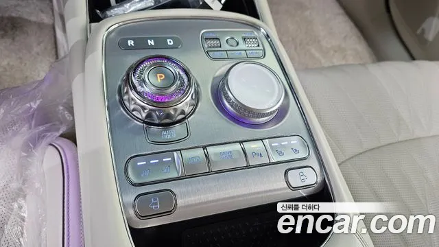 Genesis G90 Бензин 3.5 турбо AWD — Фото автомобиля 9