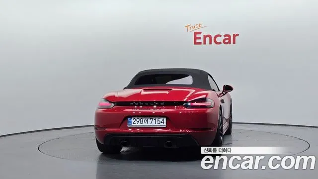 Porsche 718 — Фото автомобиля 4