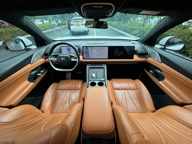 Xpeng G9 — Фото автомобиля 6