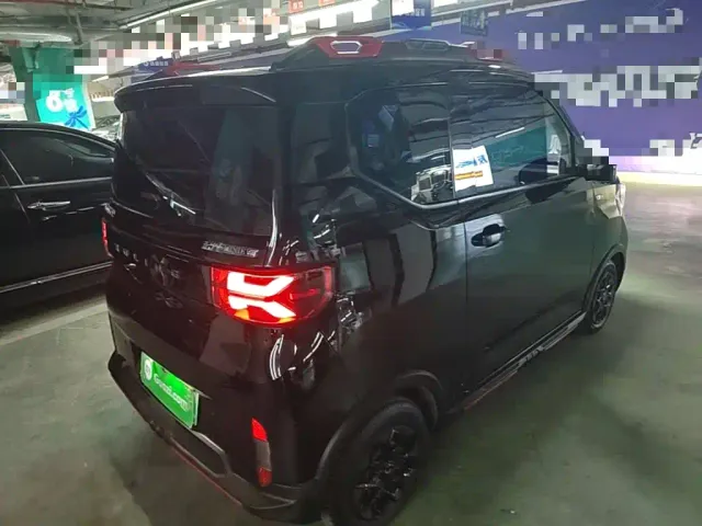Wuling Hongguang Mini EV — Фото автомобиля 6