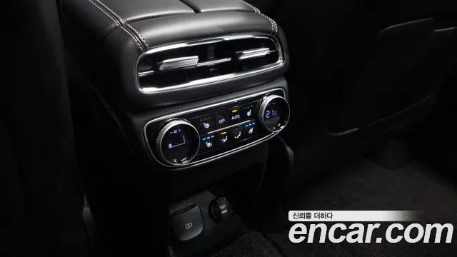 Genesis GV80 — Фото автомобиля 25
