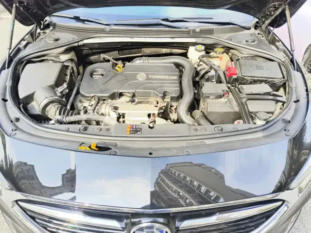 Buick LaCrosse — Фото автомобиля 3