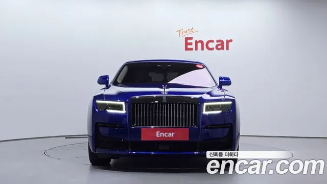 Rolls-Royce Ghost — Фото автомобиля 3