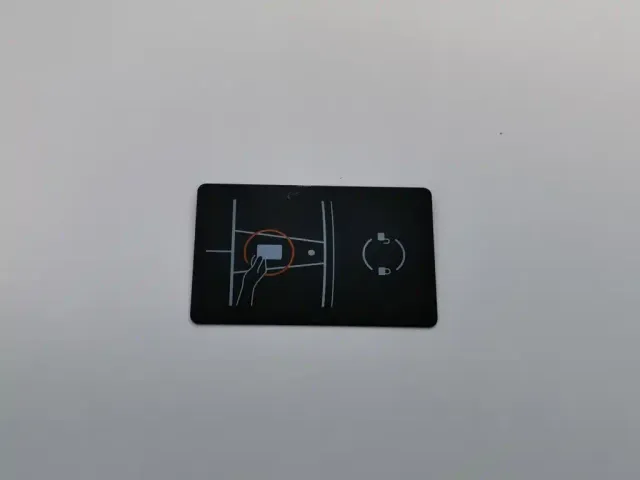 Tesla Model Y — Фото автомобиля 19