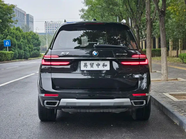 BMW X7 — Фото автомобиля 5