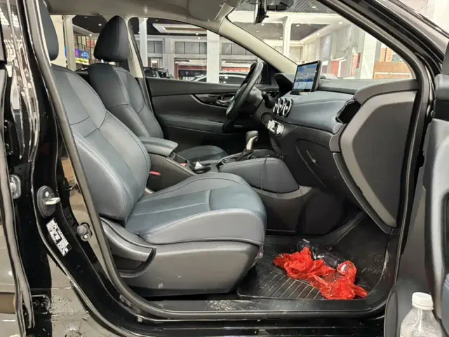Nissan Qashqai — Фото автомобиля 3