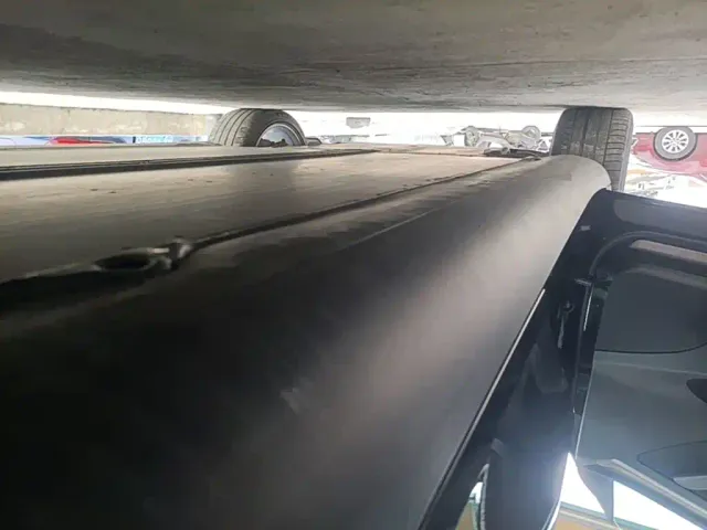 Tesla Model Y — Фото автомобиля 21
