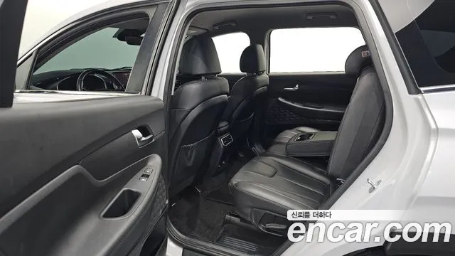 Hyundai Santa Fe New — Фото автомобиля 11