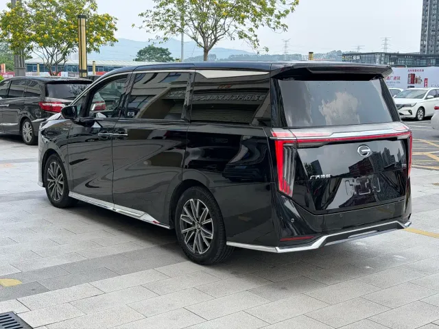 GAC Trumpchi M8 — Фото автомобиля 5