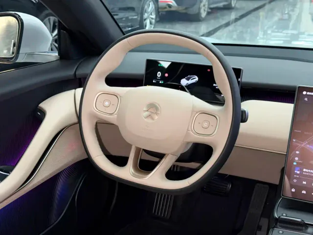 Nio ET5 Touring — Фото автомобиля 13