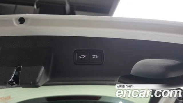 Kia Carnival 4th Gen — Фото автомобиля 22