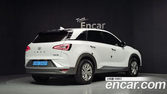 Hyundai Nexo — Фото автомобиля 2
