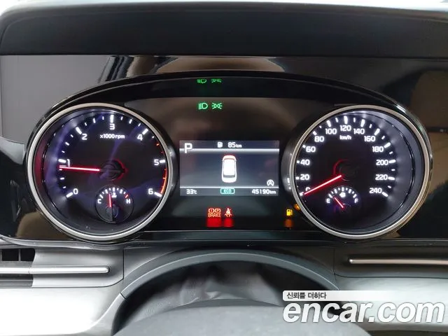 Kia Canival Carnival 4 поколение 9 мест Prestige — Фото автомобиля 8