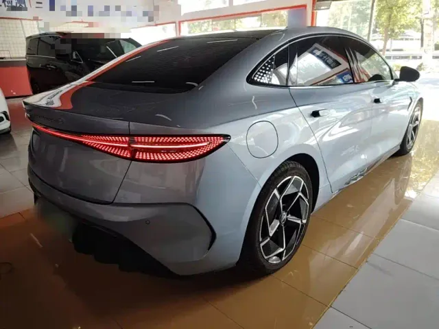 BYD Seal — Фото автомобиля 6