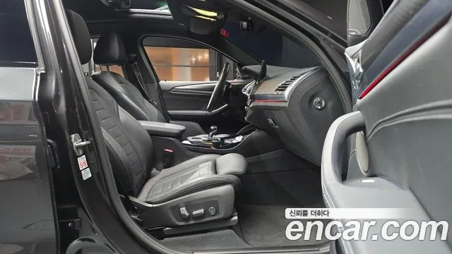 BMW X4 xDrive20i M Sport — Фото автомобиля 24