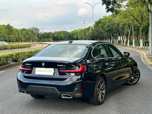 BMW 3 Series — Фото автомобиля 5