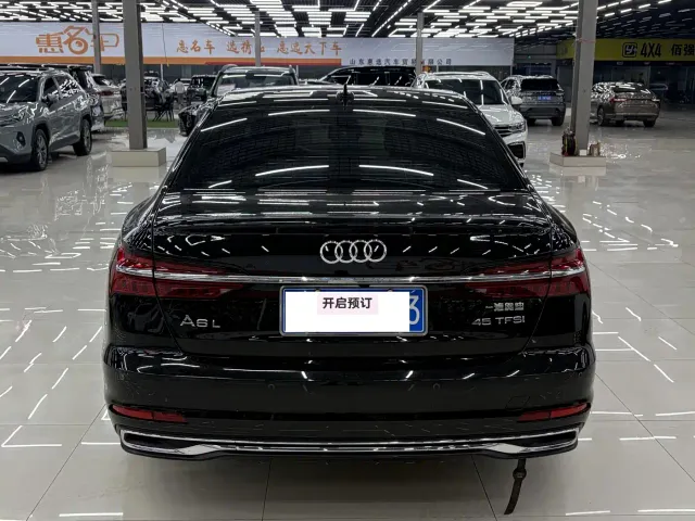 Audi A6L — Фото автомобиля 9