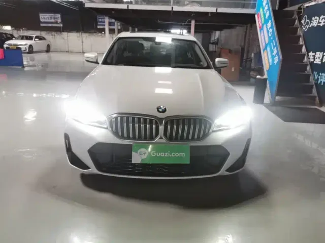 BMW 3 Series — Фото автомобиля 2