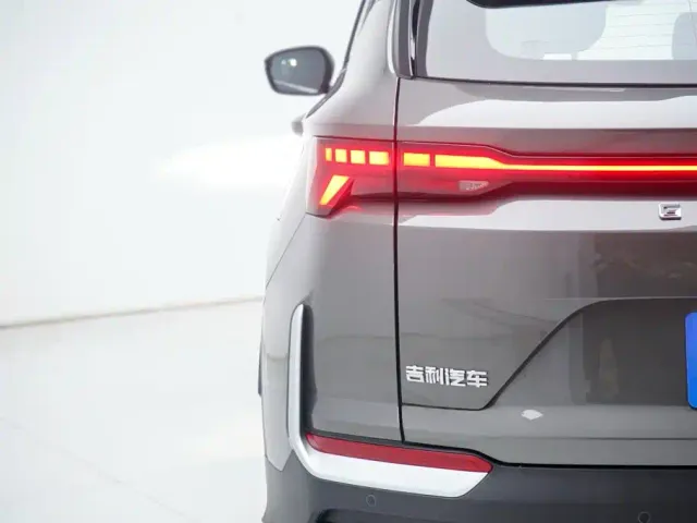 Geely Binyue — Фото автомобиля 14
