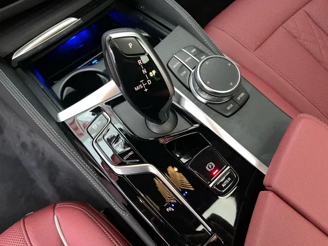 BMW 5 Series — Фото автомобиля 22