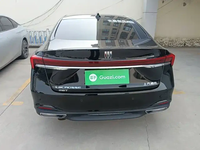 Buick LaCrosse — Фото автомобиля 5